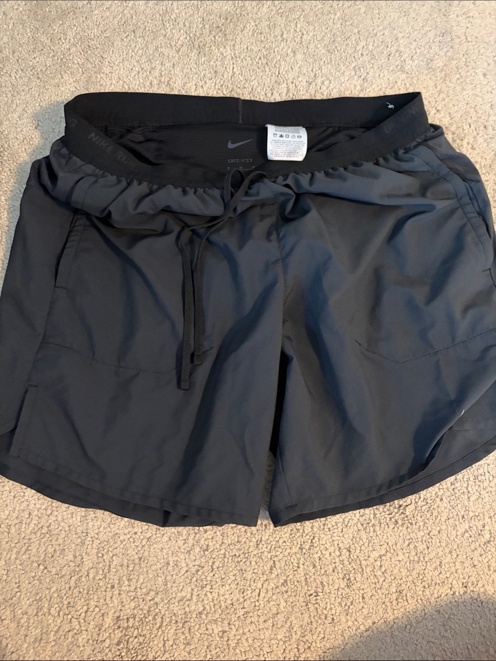 Nike Men’s Dark Gray Athletic Shorts
